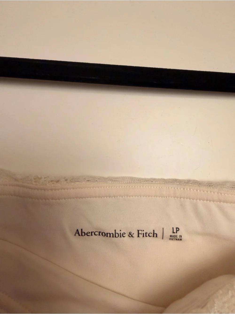 Abercrombie & Fitch Ivory Lace Strapless Ruched Maxi Dress Petite Large